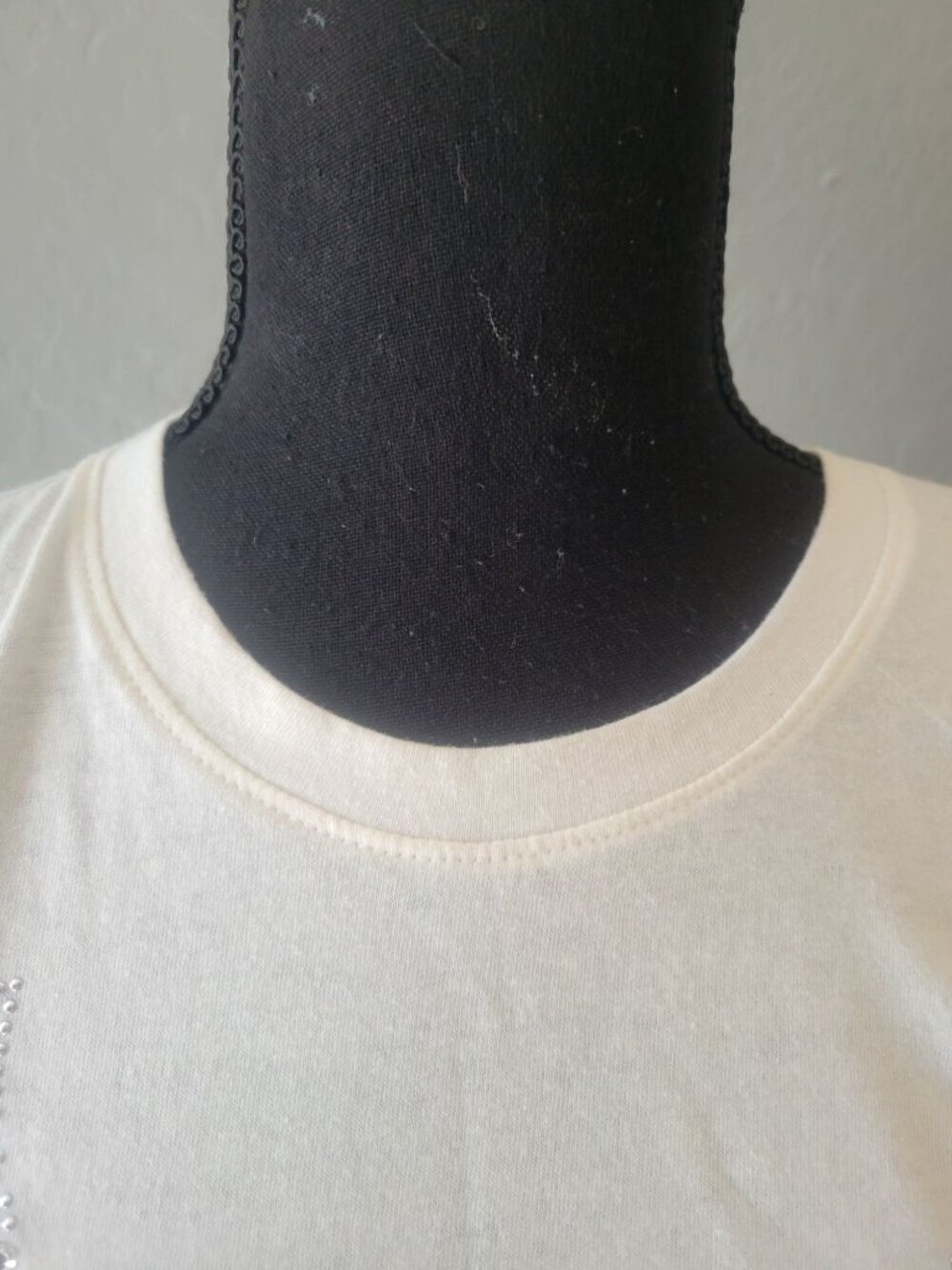Victoria's Secret T-shirt silver rhinestone angel wings and gold lettering M - Picture 5 of 10